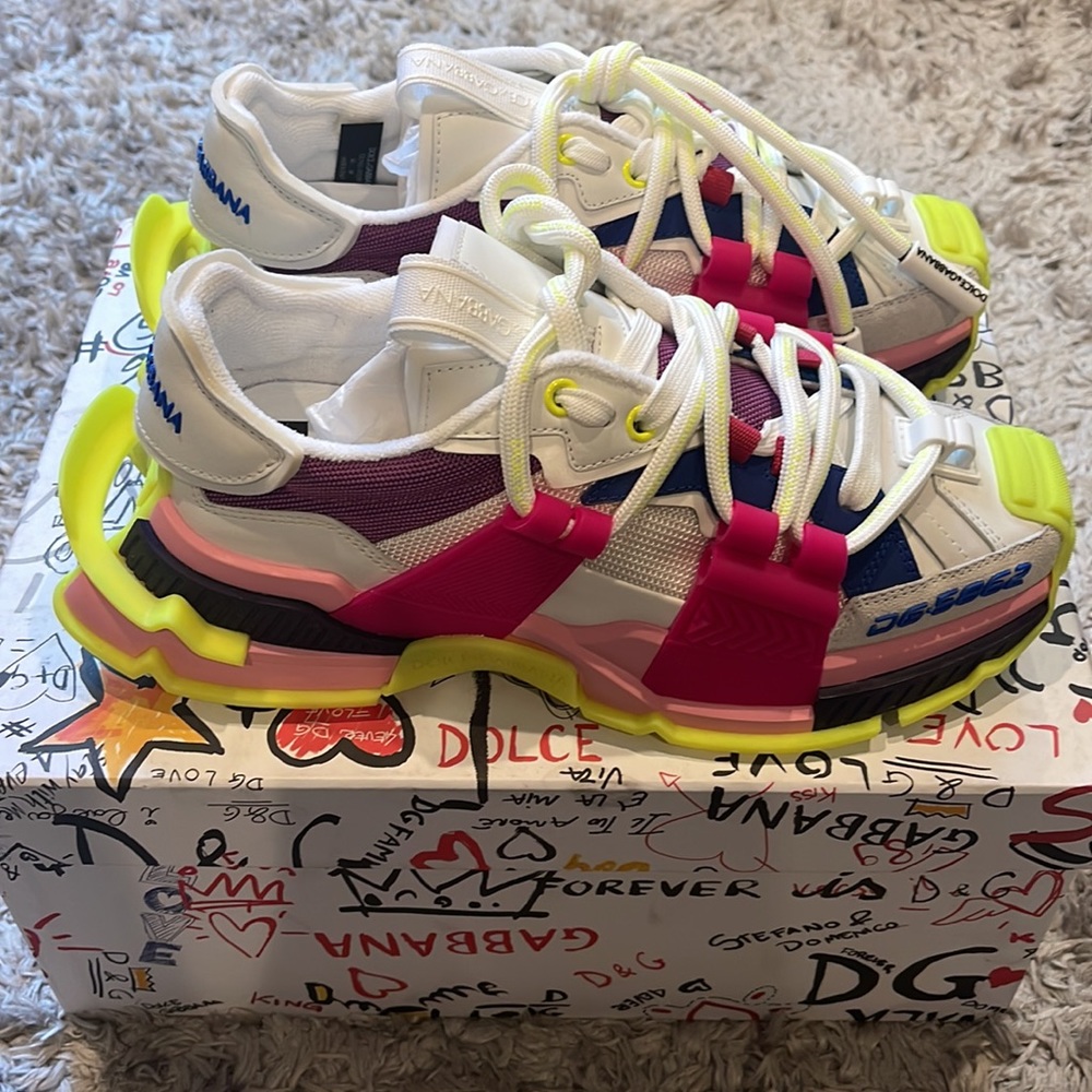 🚫SOLD🚫 Dolce & Gabbana Space Sneakers